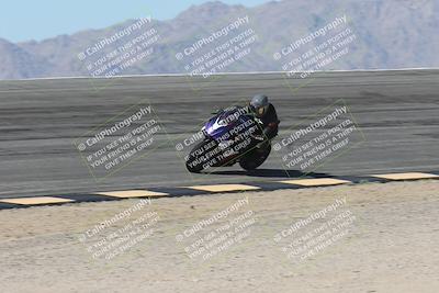 media/Oct-13-2025-Moto Forza (Mon) [[a66d839500]]/4-C Group/Session 2 (Bowl)/